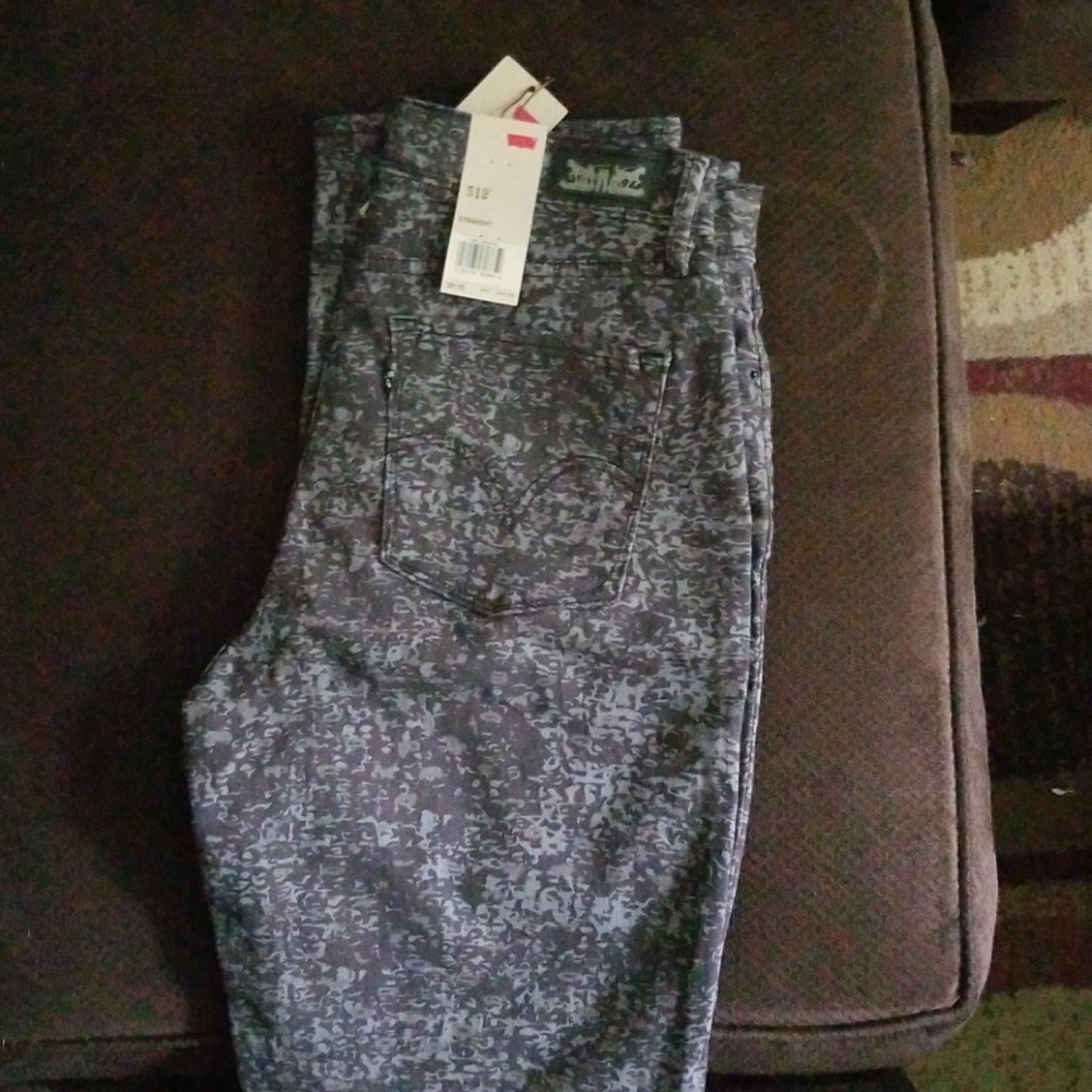 Levi's 512 Perfectly Slimming jeans